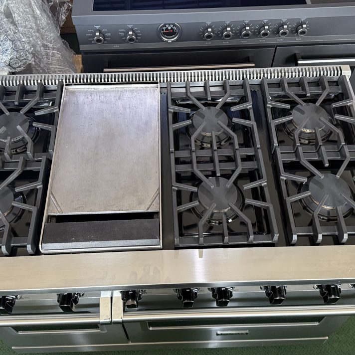 Viking 5 Series VGR5486GSS 48 Inch Freestanding Professional Gas Range