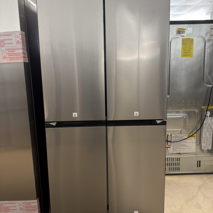 Samsung - Bespoke 23 Cu. Ft. 4-Door Flex French Door Counter Depth Refrigerator with Beverage Center - Stainless Steel