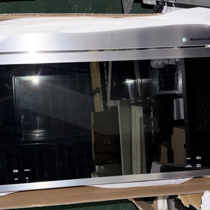 KitchenAid - 1.1 Cu. Ft. Convection Flush Built-In Over-the-Range Smart Microwave with Sensor Cooking and Air Fry Mode - Stainless Steel - Open Box