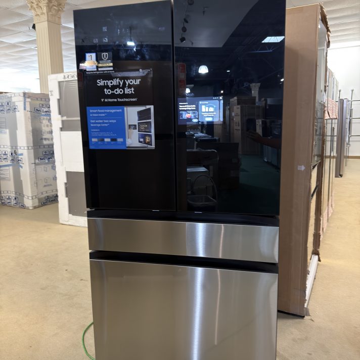 Samsung - Bespoke 23 cu. ft. Counter Depth 4-Door French Door Refrigerator with AI Home - Charcoal Glass / Stainless Steel