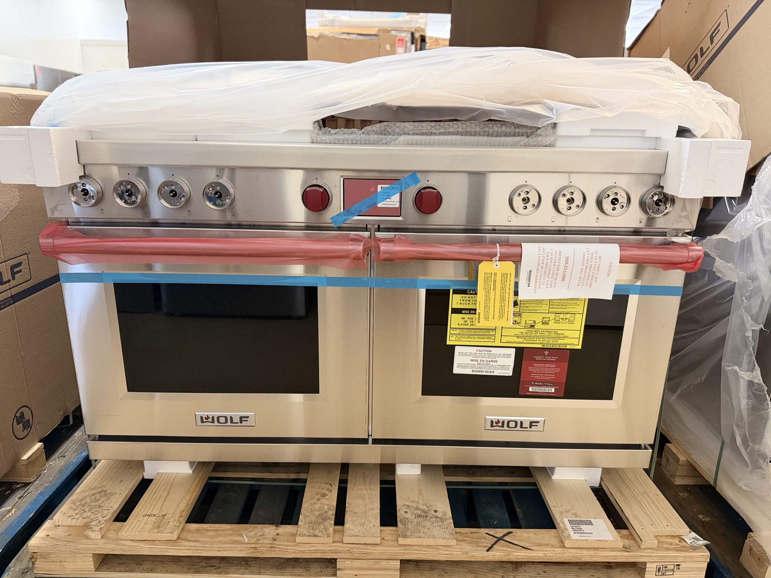 WOLF* 60" Dual Fuel Range- 6 Burners and Infrared Dual Griddle Stainless Steel - Natural Gas