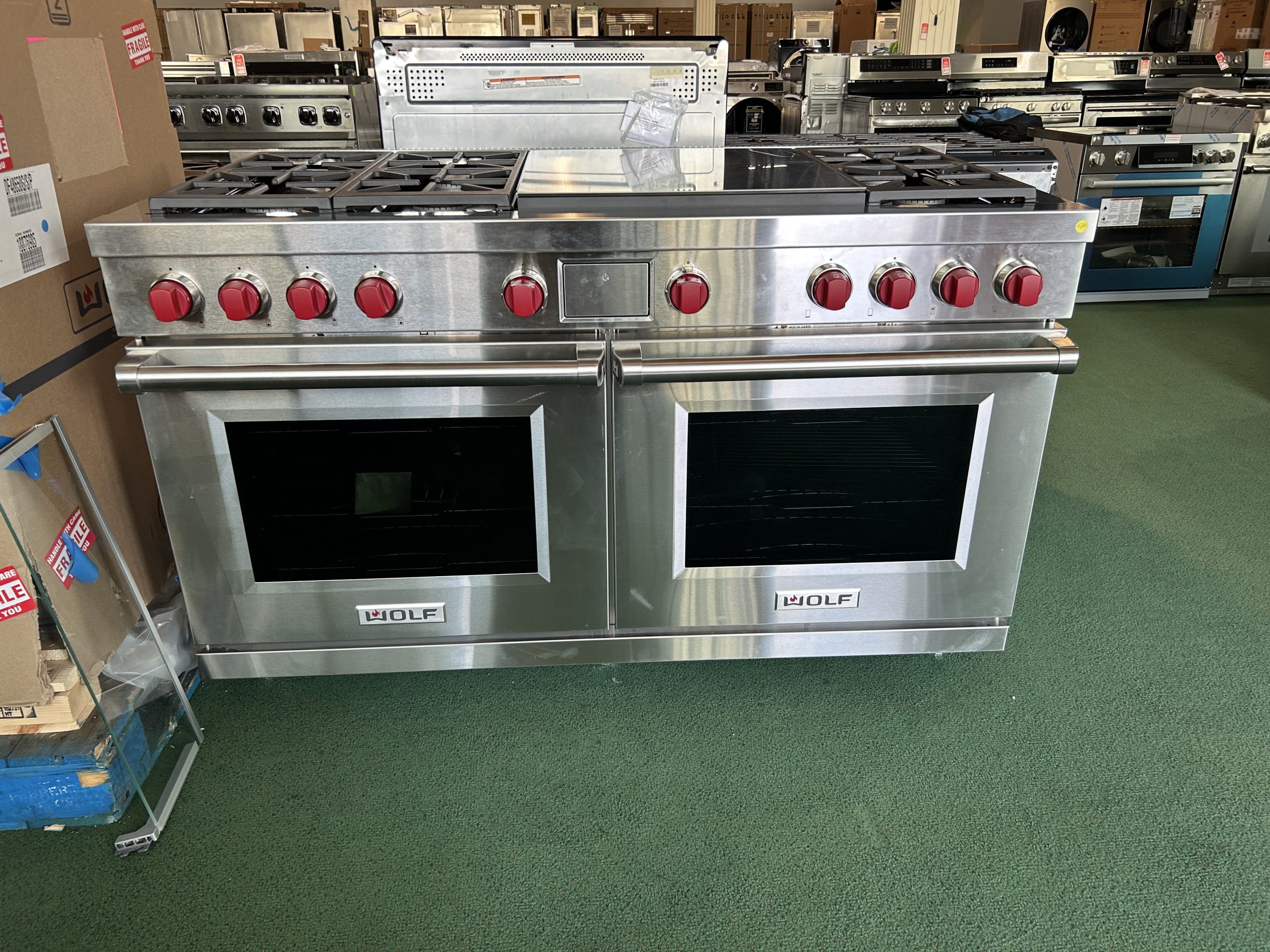 WOLF- 60" Dual Fuel Range- 6 Burners and Infrared Dual Griddle Stainless Steel - Natural Gas