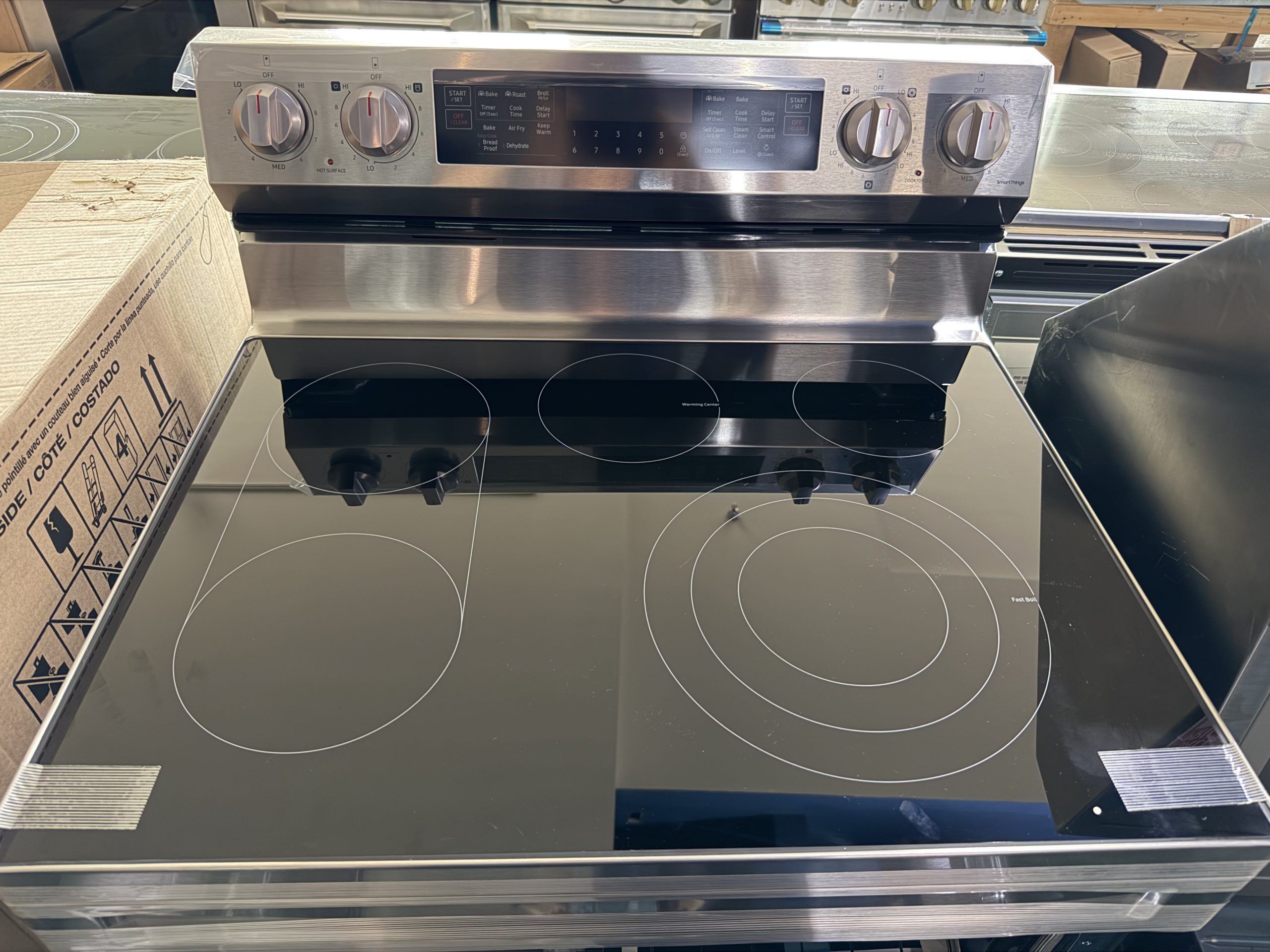 Samsung - 30 in. Wide 5 Elements 6.3 cu. ft. Smart Freestanding Electric Range with Flex Duo, No-Preheat Air Fry & Griddle - Stainless Steel - Image 2