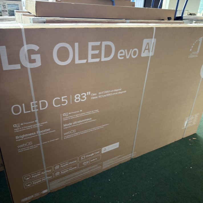 LG - 83" Class C5 Series OLED evo AI 4K UHD Smart webOS TV (2025)