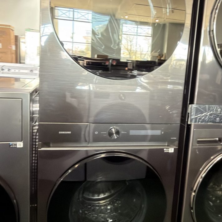 Samsung* 4.6 Cu. Ft. Washer with Flex Auto Dispense System and 7.6 Cu. Ft. Electric Dryer - Brushed Black