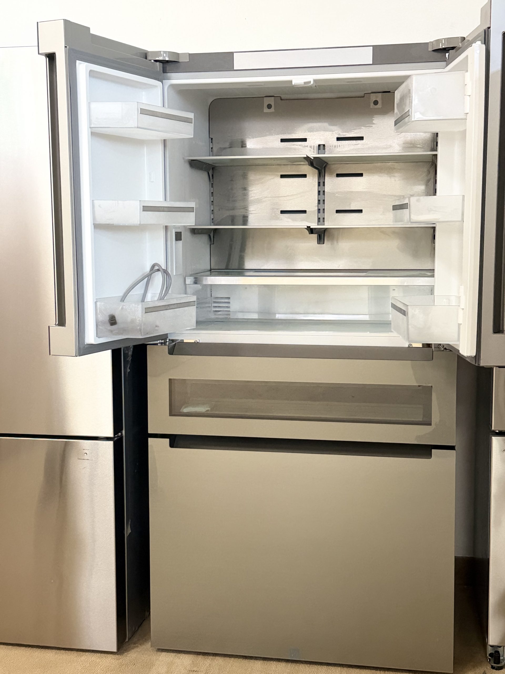 Bosch* 800 Series 36 in. Wide 20 Cu. Ft. 4-Door French Door Bottom Freezer Counter-Depth Smart Refrigerator - Stainless Steel - Image 2