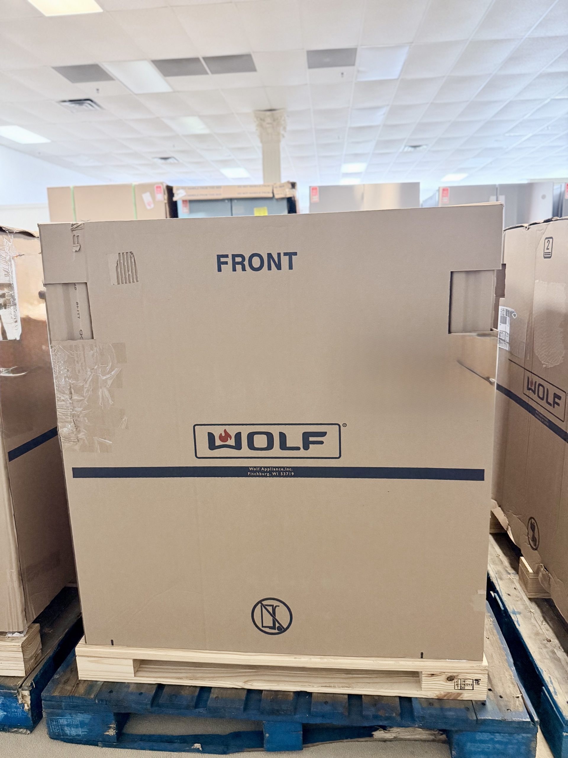 Wolf* 36" Dual Fuel Range - 6 Burners Stainless Steel - Natural Gas - Image 2