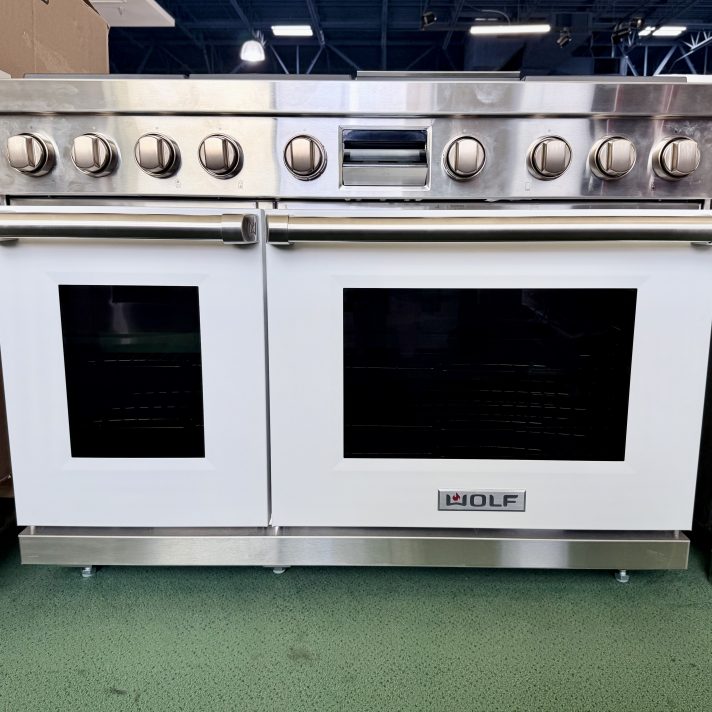 WOLF* 48" Dual Fuel Range - 6 Burners and Infrared Griddle White - Natural Gas.