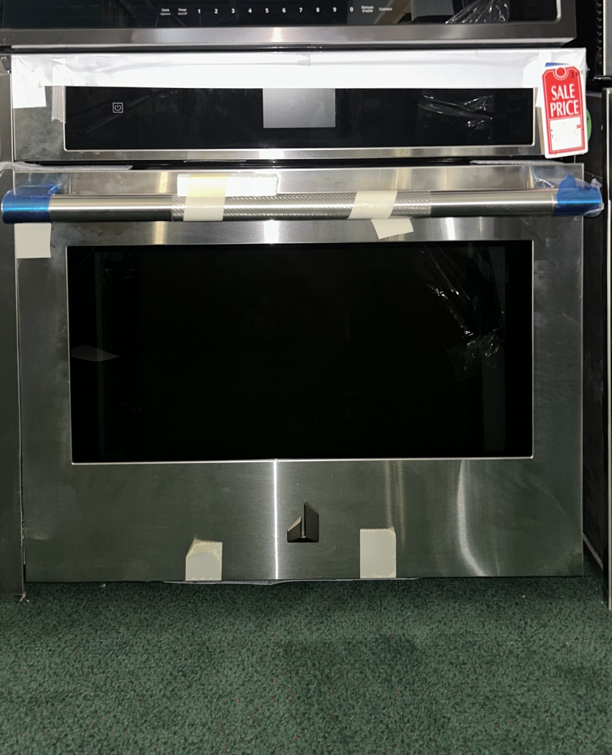 JennAir* 30" Built-In Single Electric Wall Oven - Stainless Steel