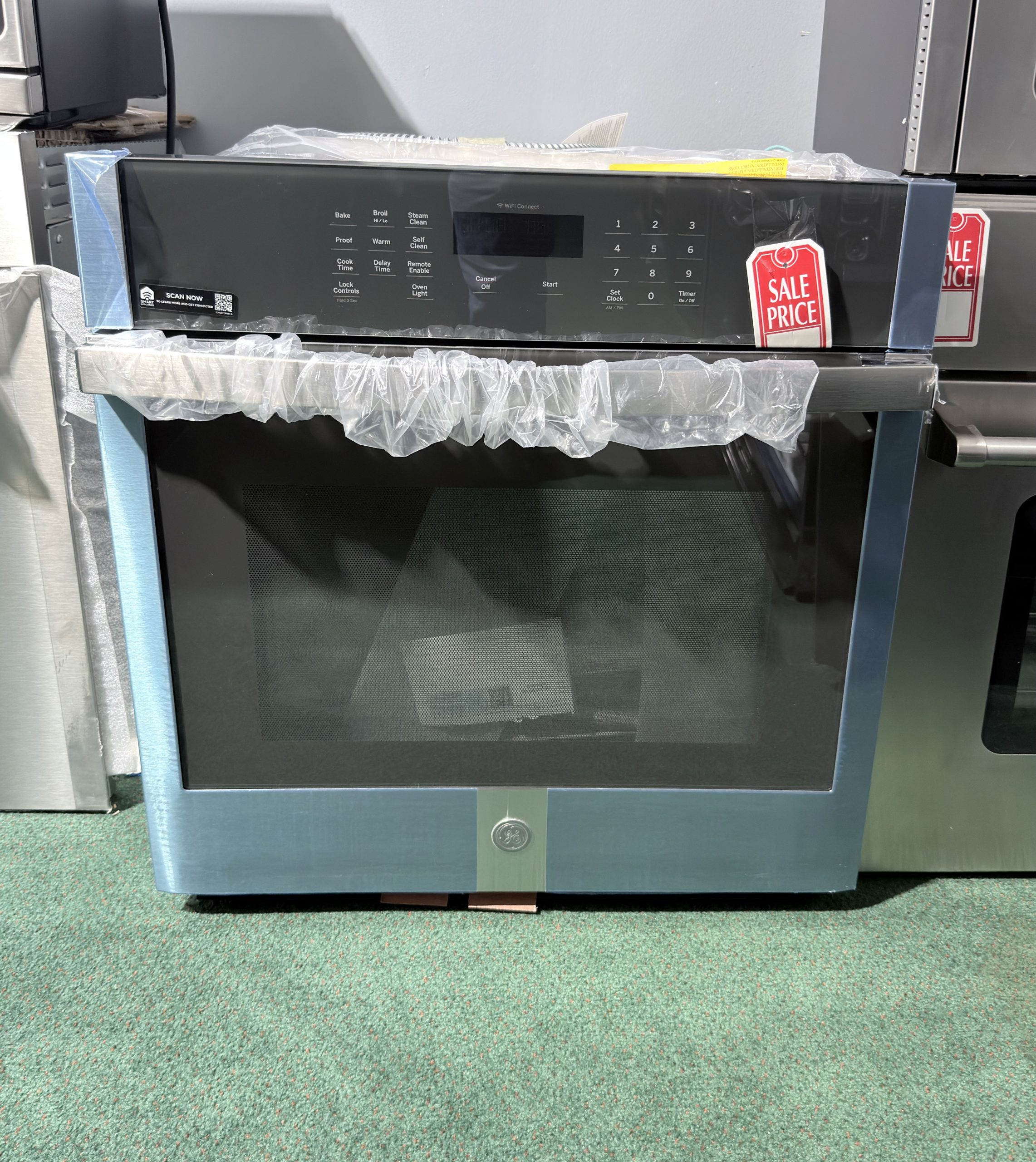 GE* 27 inch Single Electric Wall Oven Self + Steam Cleaning ( Stainless Steel )