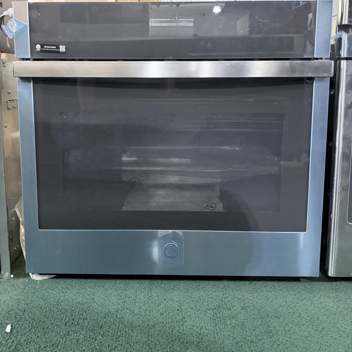 GE* 30 inch Single Electric Wall Oven with Air Fry True Convection and Self + Steam Cleaning ( Stainless Steel )