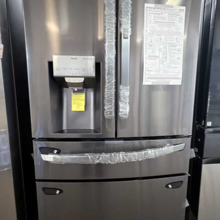 LG* 30 cu. ft. 4-Door French Door Refrigerator, Door-In-Door, Full-Convert Drawer, Craft Ice in PrintProof Black Stainless