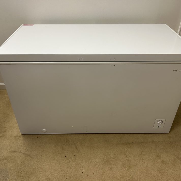 Insignia*  14.0 Cu. Ft. Garage-Ready Chest Freezer - White
