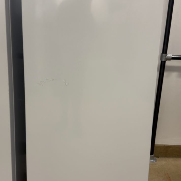 Insignia™* - 7.1 Cu. Ft. Garage Ready Upright Convertible Freezer - White