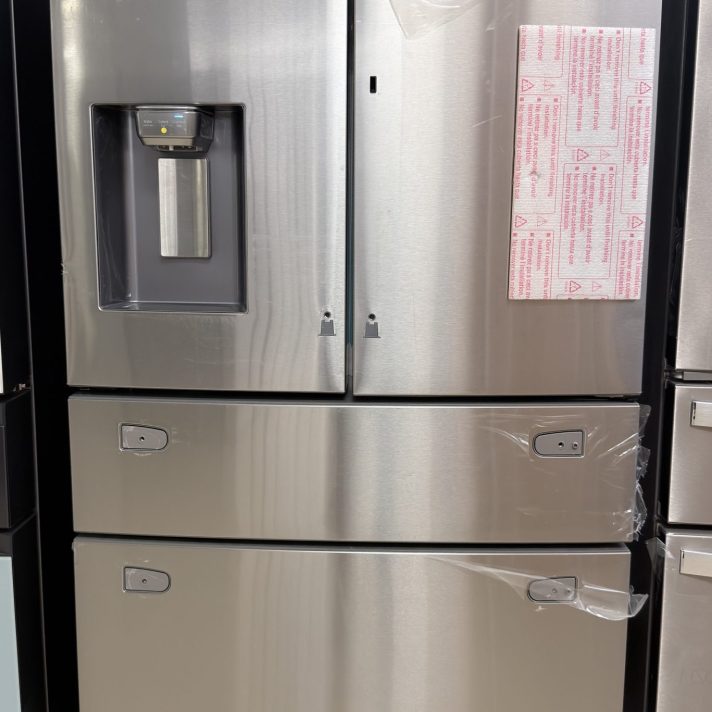 Samsung* 36 in. Wide 28 Cu. Ft. 4-Door French Door Smart Refrigerator with FlexZone Drawer - Stainless Steel