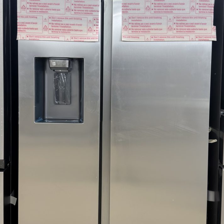 Samsung* - 36 in. Wide 27.4 cu. ft. Side-by-Side Refrigerator with Large Capacity - Stainless Steel
