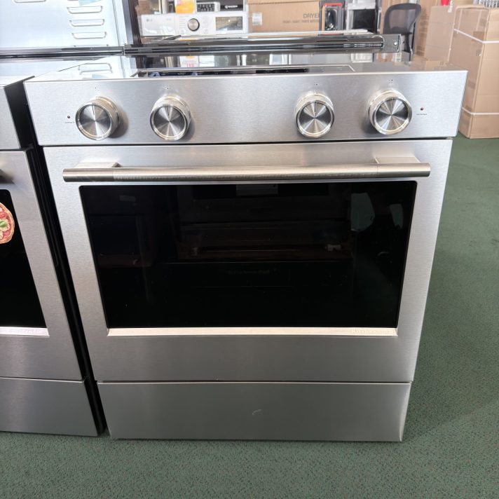 KitchenAid* 30 in. Wide 5 elements 5.3 cu. ft. Smart Slide-In Electric Range with Two Even-Heat Hyper Elements - Stainless Steel