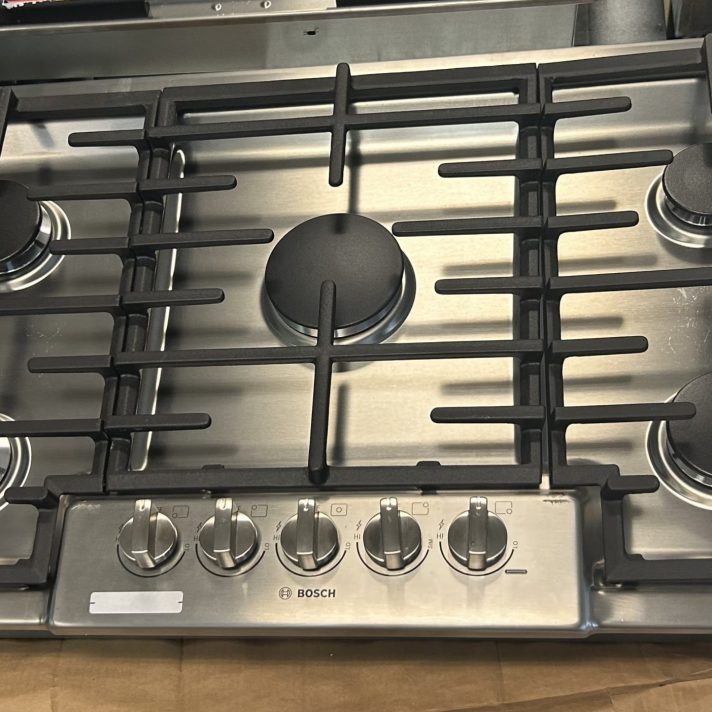 Bosch* 800 Series, 36" Gas Cooktop, 5 Burners, Stainless Steel