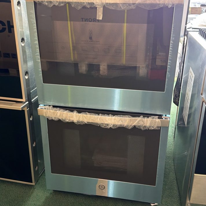 GE* 27" Smart Built-In Double Wall Oven Stainless Steel.