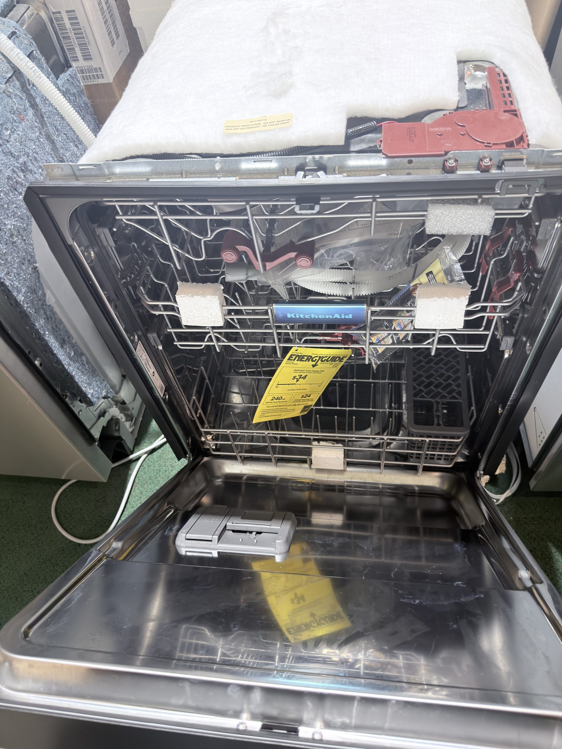 KitchenAid* 24 Inch Full Console Built-In Dishwasher 44 dBA Noise Level- PrintShield Stainless. - Image 2