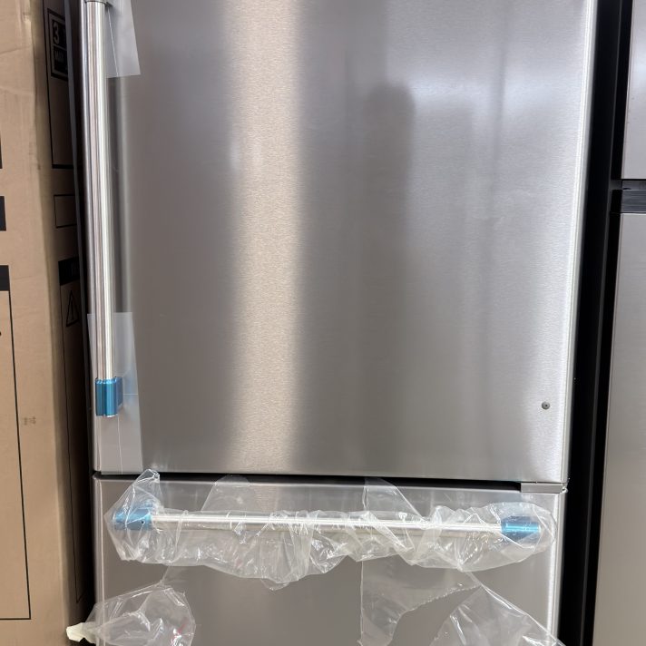 Maytag* 30-Inch Wide Bottom Mount Refrigerator 19 Cu. Ft. Stainless Steel