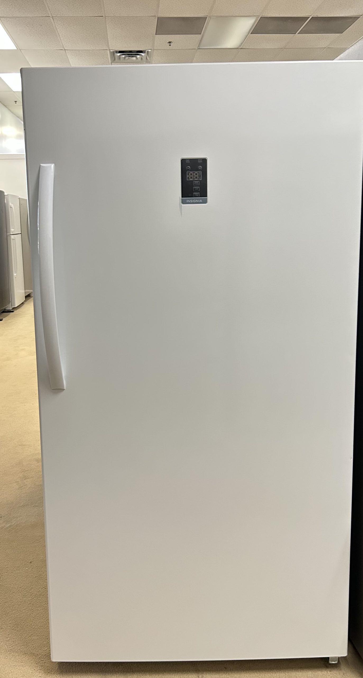 Insignia* 17 Cu. Ft. Garage Ready Convertible Upright Freezer with ENERGY STAR Certification - White