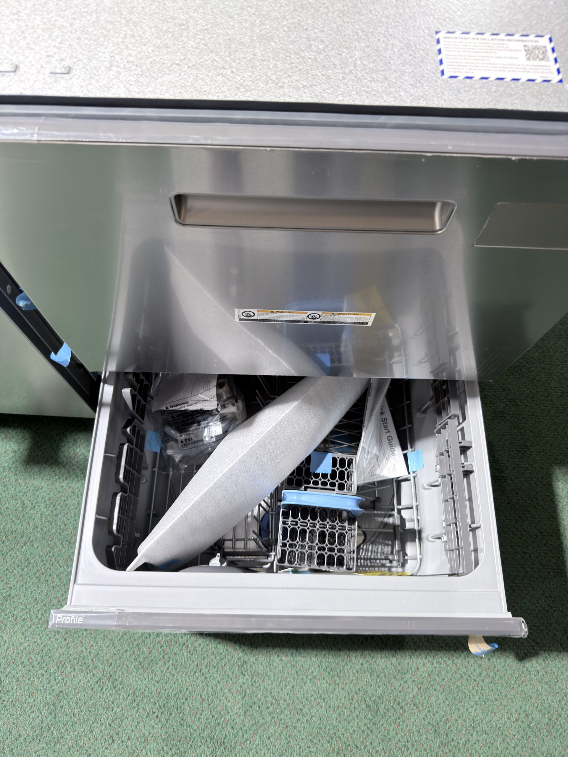 GE Profile* Profile 24 in. Front Control Double Drawer Dishwasher in Stainless Steel with 6-Cycles, 45 dBA/48dBA - Image 3