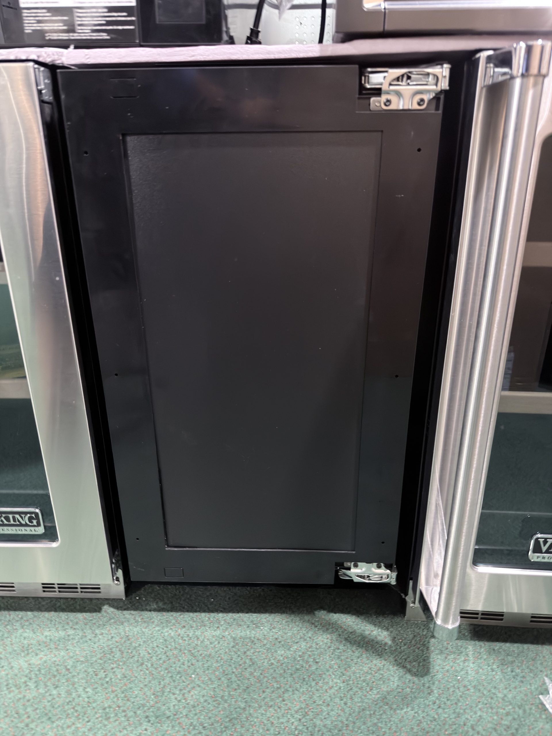 U-Line* 3000 Series 18" Cube Clear Ice Machine Panel Ready - No Pump
