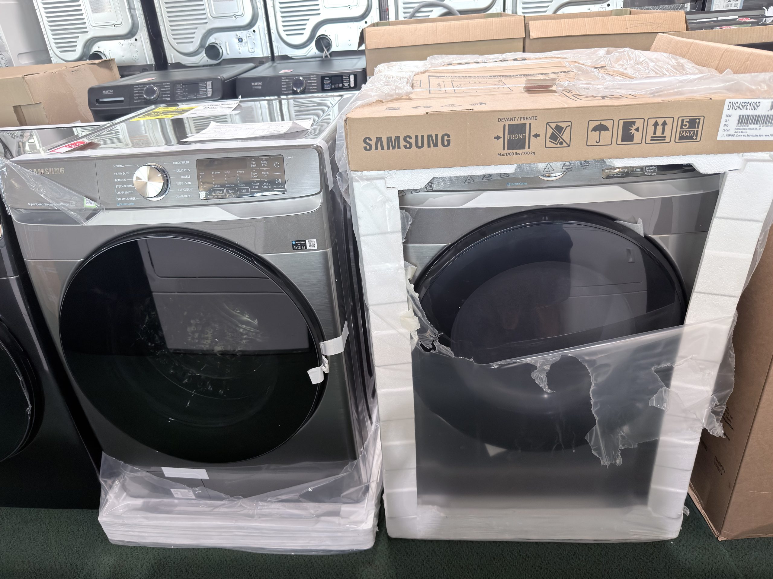 Samsung* 4.5 Cu. Ft. Front Load Washer and 7.5 Cu. Ft. Gas Dryer Laundry Pair in Platinum