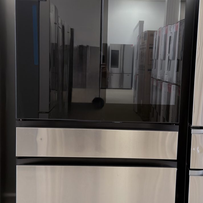 Samsung* 36 in. Wide Bespoke 23 cu. ft. Counter Depth 4-Door French Door Refrigerator with AI Family Hub+ & Inner Beverage Center - Charcoal Glass & Stainless Steel