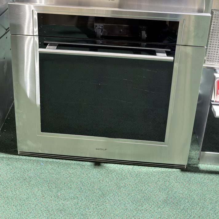 Wolf* 30" M Series Transitional Built-In Single Oven Stainless Steel