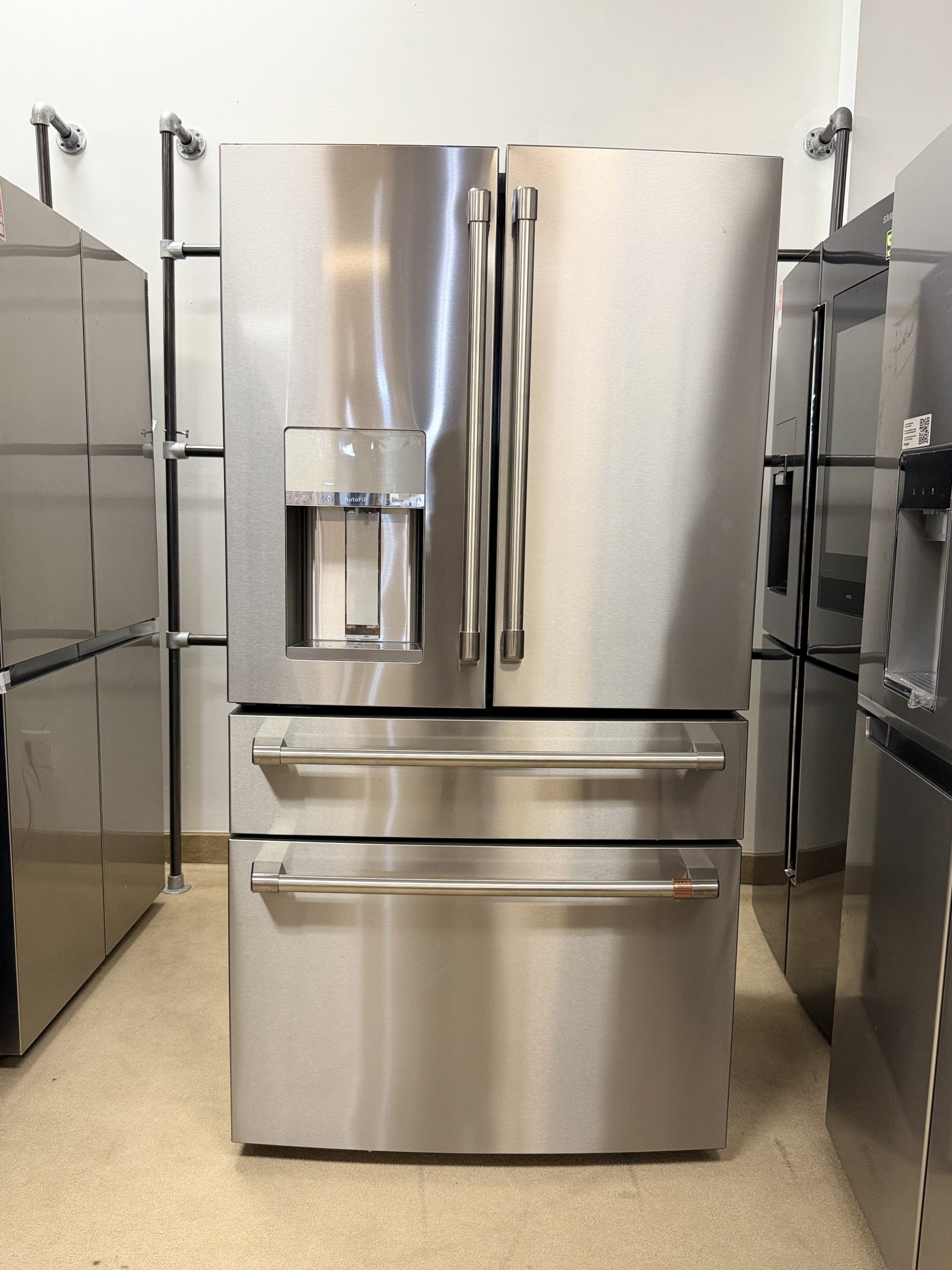 CAFÉ* ENERGY STAR® 22.3 Cu. Ft. Smart Counter-Depth 4-Door French-Door Refrigerator
