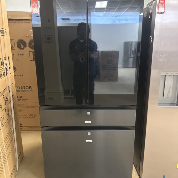 Samsung BESPOKE 36 Inch Smart 4-Door French Door Refrigerator